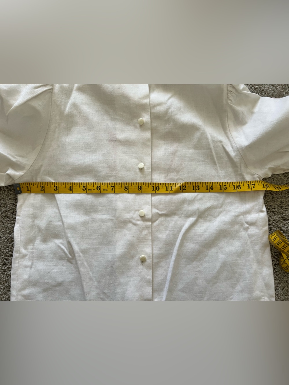 VINTAGE LINEN BLOUSE, EMBROIDERED BEAUTIFUL - Puff Sleeve Blouse - Picture 6 of 16